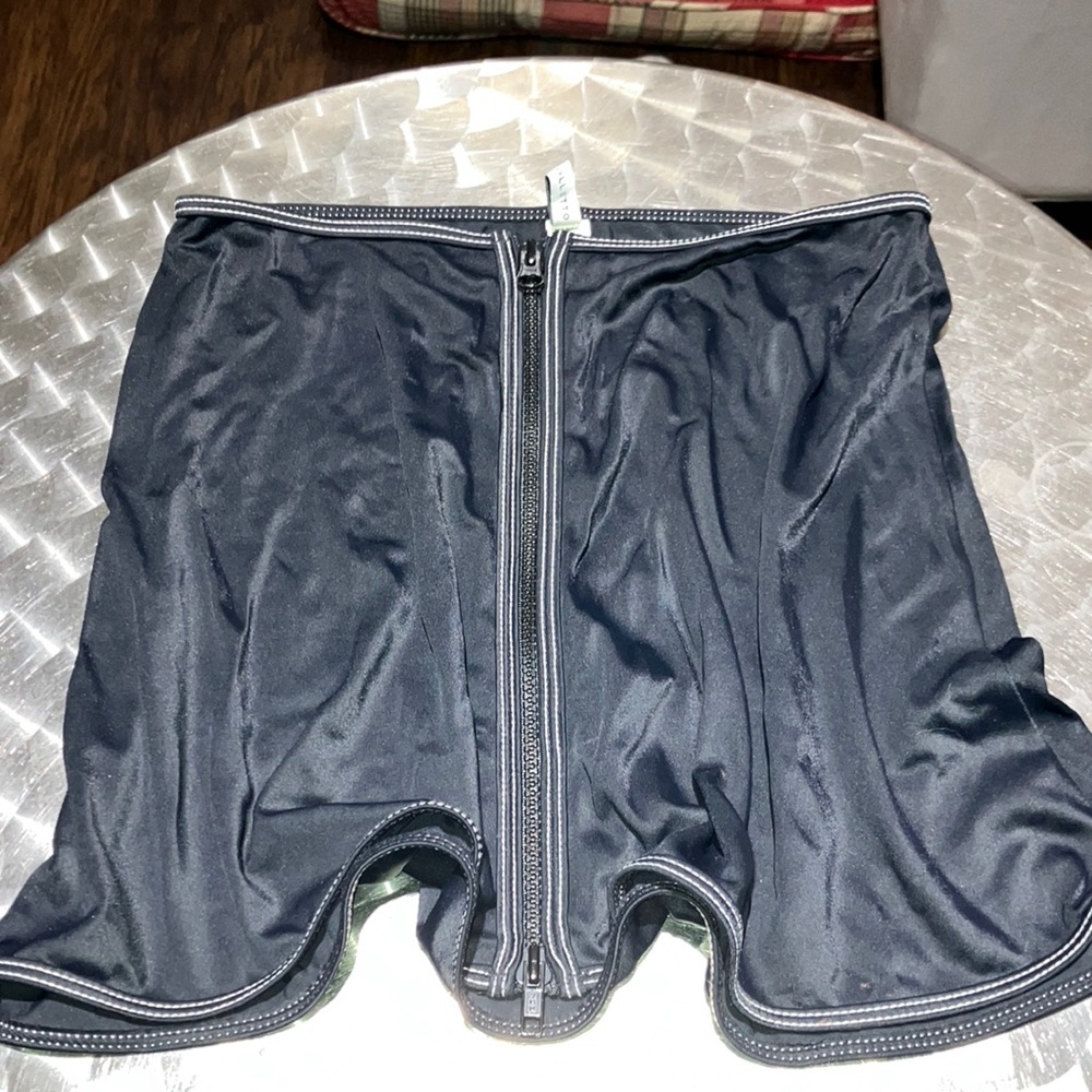 Karla Colletto black zip up coverup skirt size small